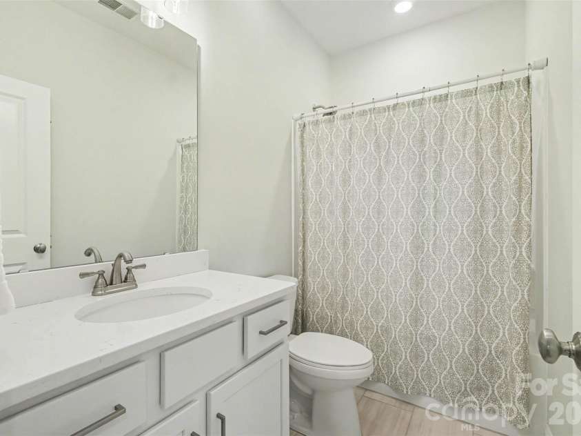 3743 Keyworth Way, Indian Land, SC 29707.  MLS# CAR4418054, YatesRealty ID 50731. Spacious full bath for the two secondary bedrooms.
