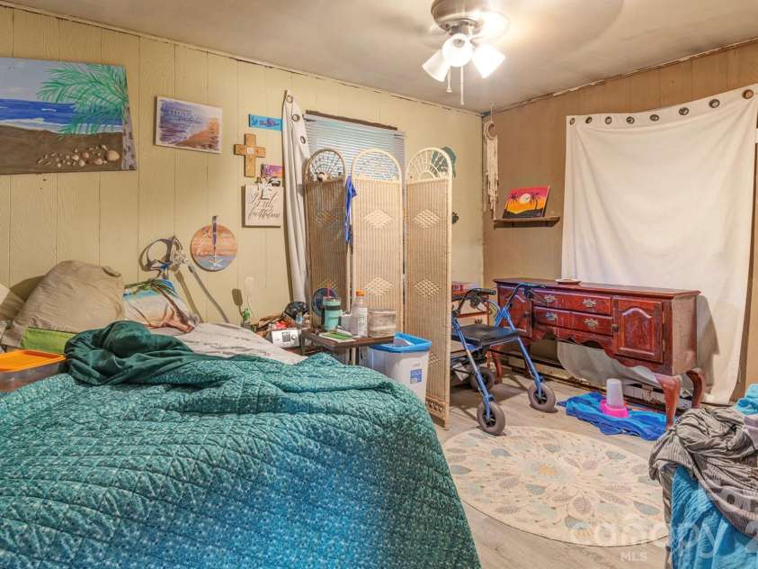 41 and 51 Bird View Drive, Clyde, NC 28721.  MLS# CAR4415815, YatesRealty ID 50732. 41 Bird ViewPrimary Room with Full Bath attached
