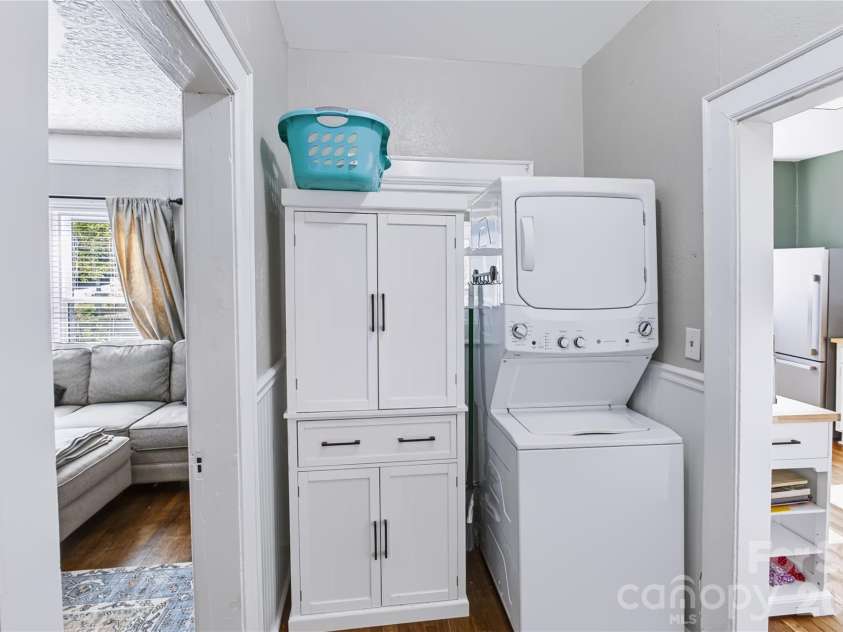 308 Union Street, Maiden, NC 28650.  MLS# CAR4423675, YatesRealty ID 50733. 