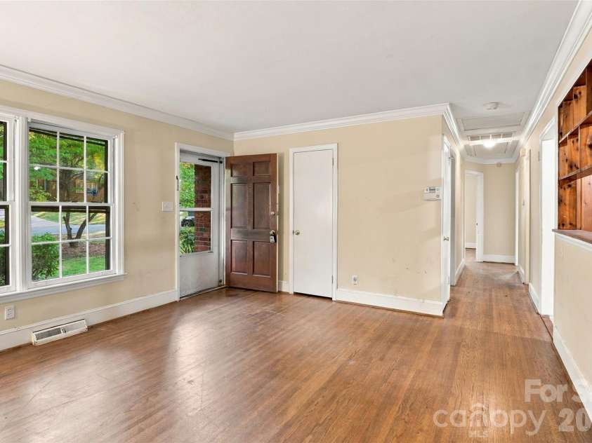 1518 Keeling Place, Charlotte, NC 28210.  MLS# CAR4422796, YatesRealty ID 50734. 