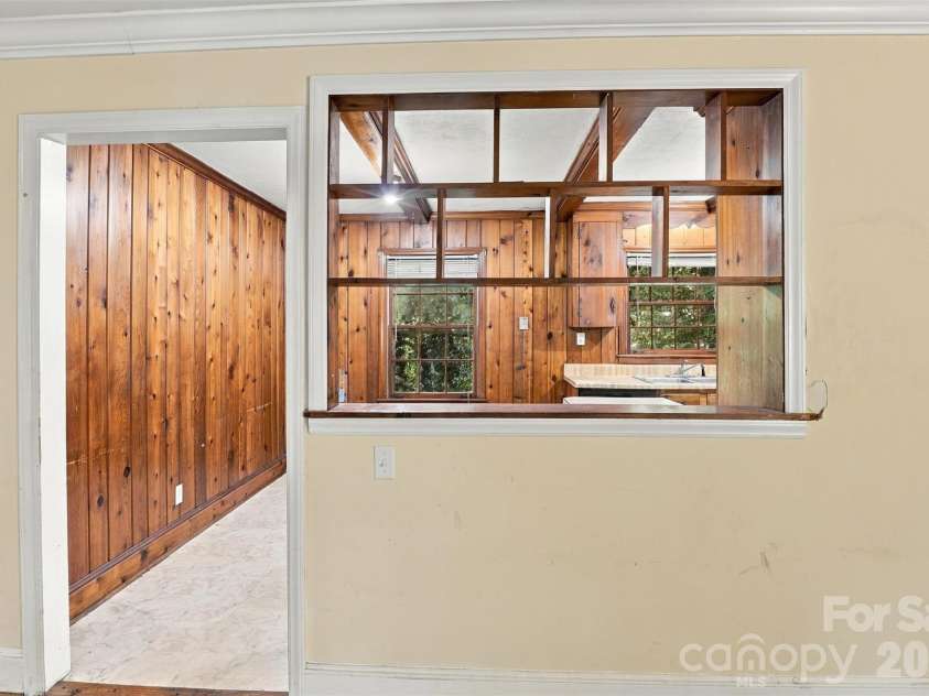 1518 Keeling Place, Charlotte, NC 28210.  MLS# CAR4422796, YatesRealty ID 50734. 