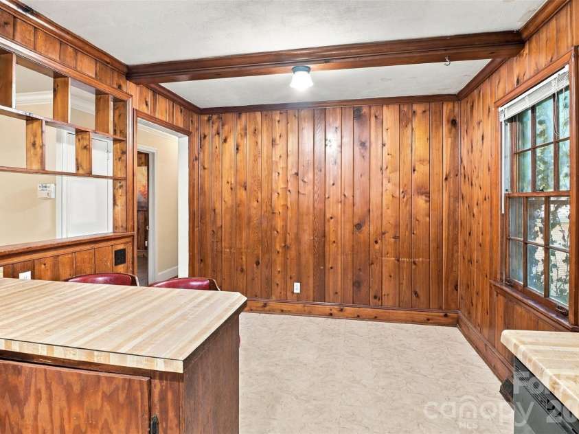 1518 Keeling Place, Charlotte, NC 28210.  MLS# CAR4422796, YatesRealty ID 50734. 