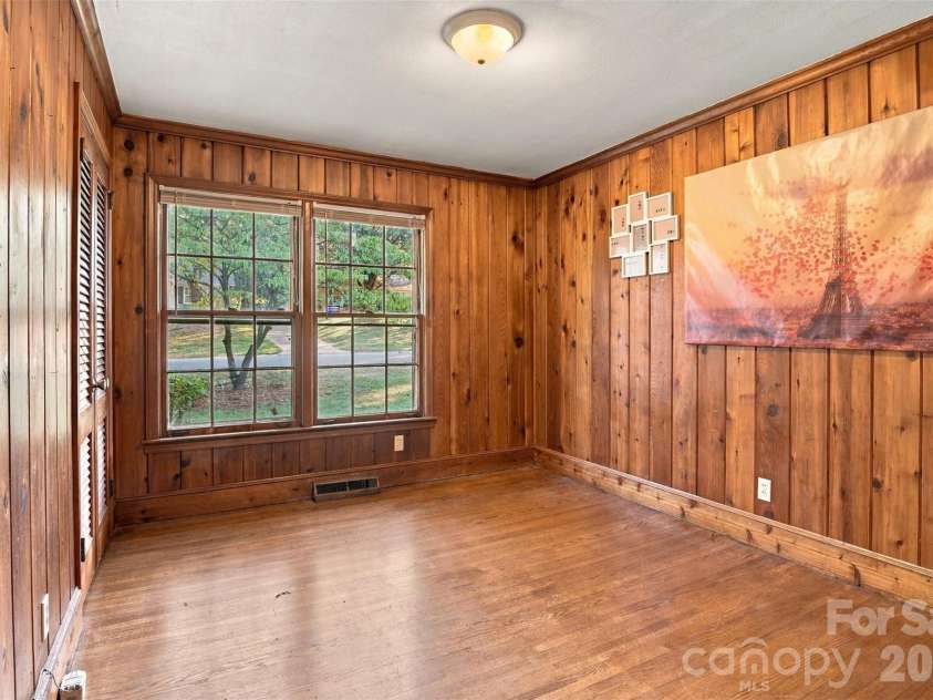 1518 Keeling Place, Charlotte, NC 28210.  MLS# CAR4422796, YatesRealty ID 50734. 