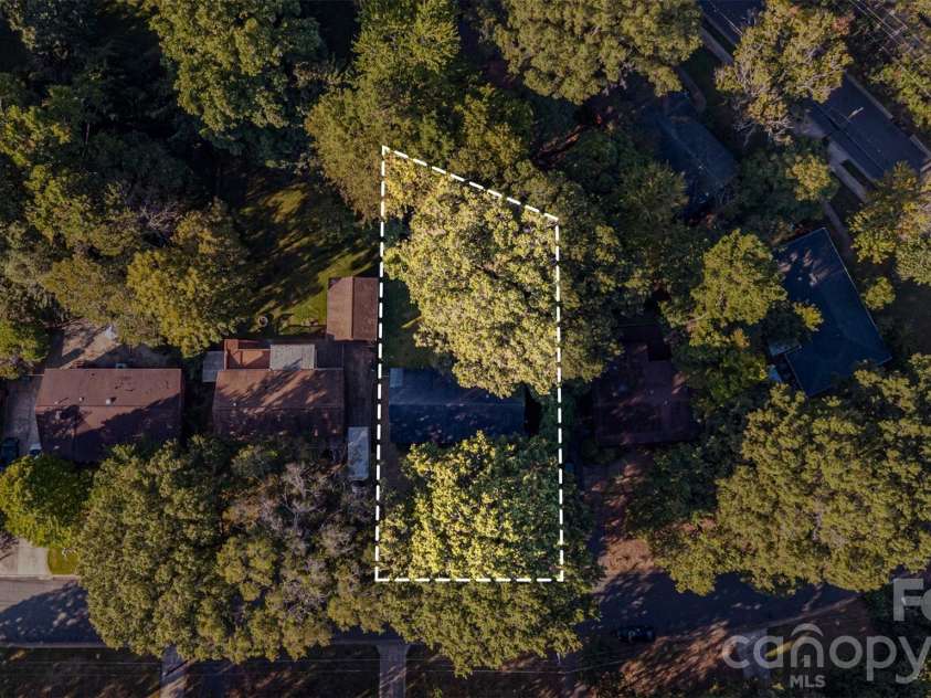 1518 Keeling Place, Charlotte, NC 28210.  MLS# CAR4422796, YatesRealty ID 50734. 