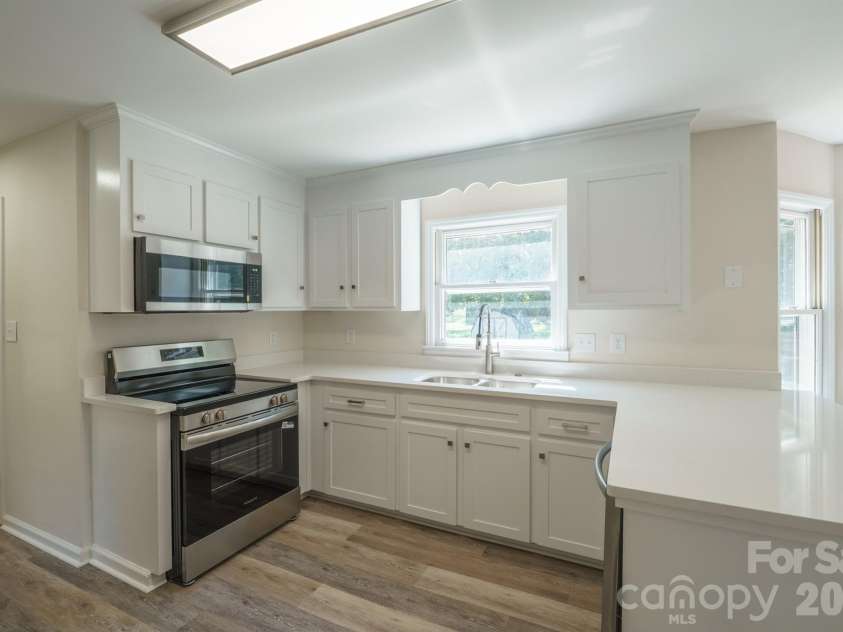 4336 Hickory Hollow Road, Gastonia, NC 28056.  MLS# CAR4423577, YatesRealty ID 50737. 