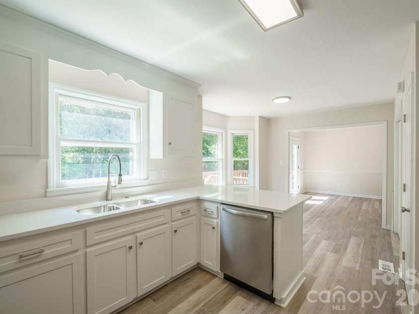 4336 Hickory Hollow Road, Gastonia, NC 28056.  MLS# CAR4423577, YatesRealty ID 50737. 