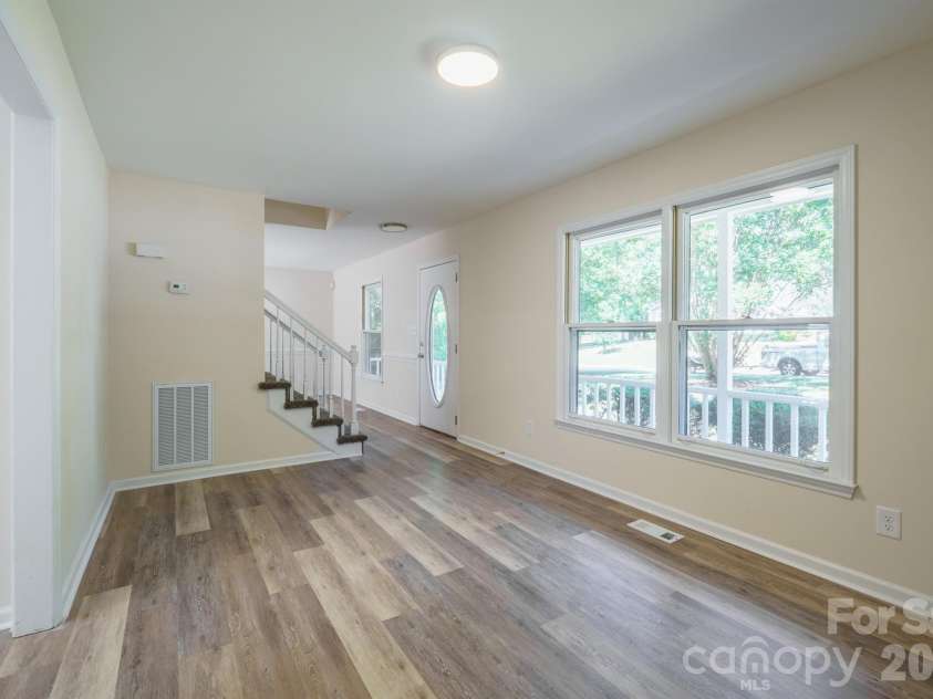 4336 Hickory Hollow Road, Gastonia, NC 28056.  MLS# CAR4423577, YatesRealty ID 50737. 