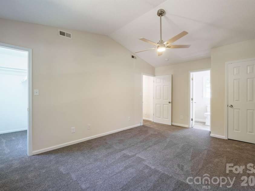 4336 Hickory Hollow Road, Gastonia, NC 28056.  MLS# CAR4423577, YatesRealty ID 50737. 