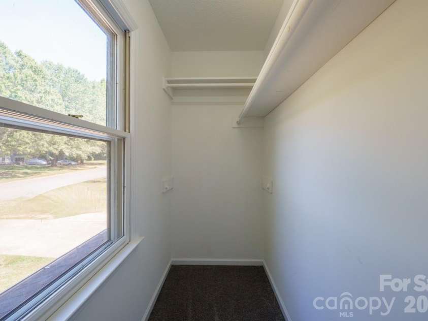 4336 Hickory Hollow Road, Gastonia, NC 28056.  MLS# CAR4423577, YatesRealty ID 50737. 