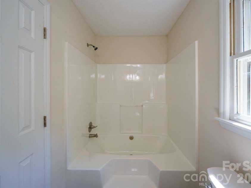 4336 Hickory Hollow Road, Gastonia, NC 28056.  MLS# CAR4423577, YatesRealty ID 50737. 