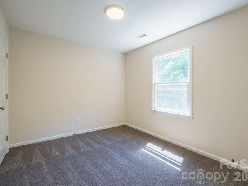 4336 Hickory Hollow Road, Gastonia, NC 28056.  MLS# CAR4423577, YatesRealty ID 50737. 