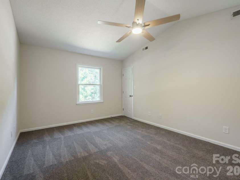 4336 Hickory Hollow Road, Gastonia, NC 28056.  MLS# CAR4423577, YatesRealty ID 50737. 