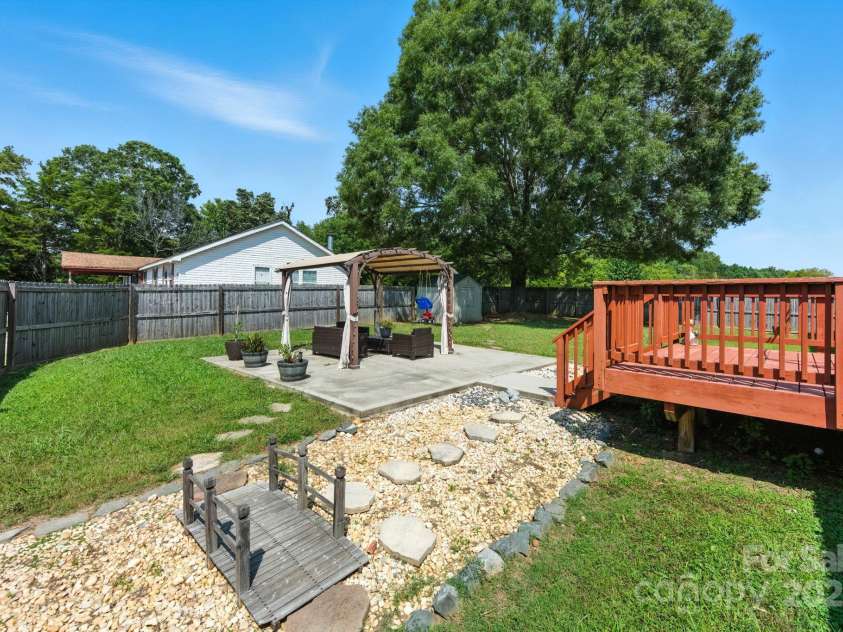 1001 Olde Creek Trail, Concord, NC 28025.  MLS# CAR4311037, YatesRealty ID 50739. 