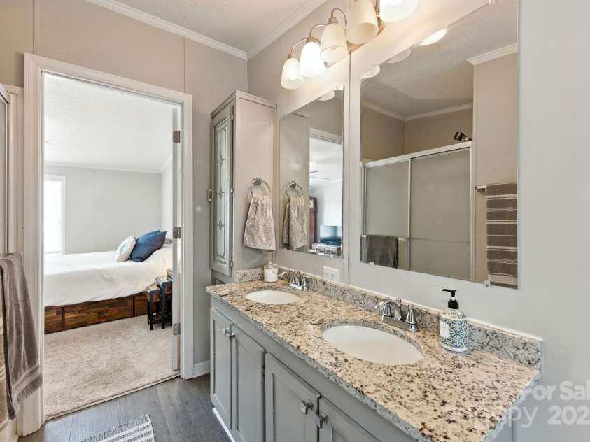 1001 Olde Creek Trail, Concord, NC 28025.  MLS# CAR4311037, YatesRealty ID 50739. Primary Bath with Dual Vanities