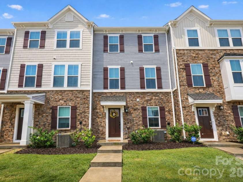 1305 Newell Towns Lane, Charlotte, NC 28262.  MLS# CAR4352718, YatesRealty ID 5074. 
