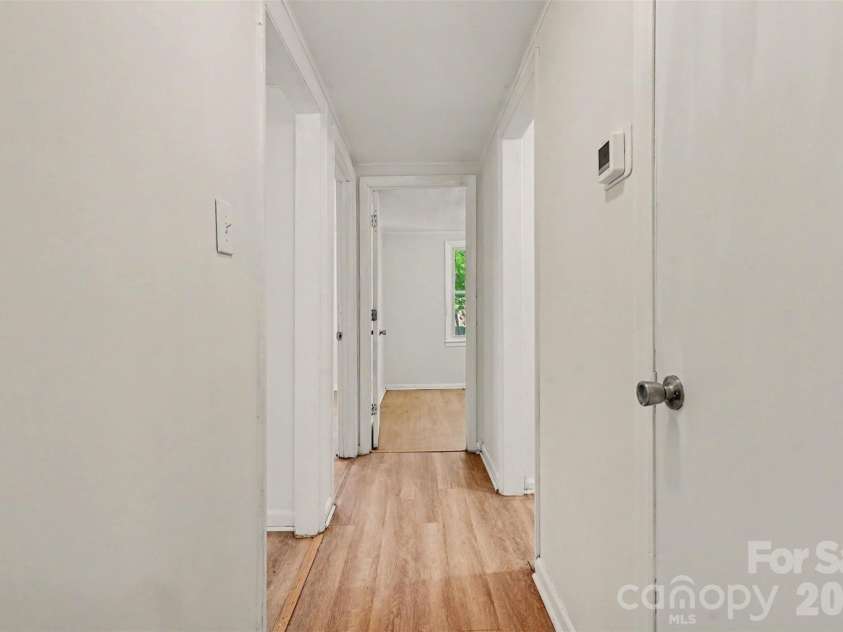 8232 Starnes Randall Road, Charlotte, NC 28215.  MLS# CAR4401795, YatesRealty ID 50741. 