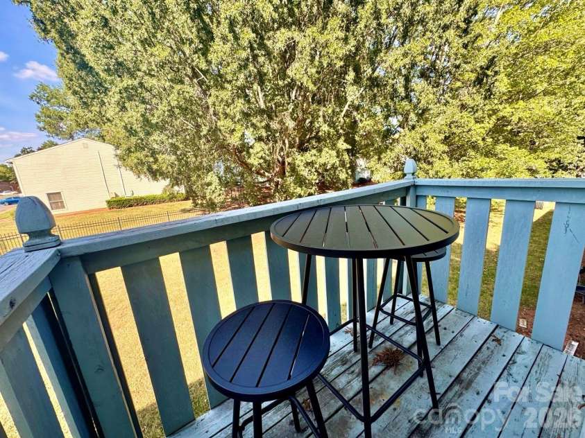 1905 Meadowlark Lane, Charlotte, NC 28210.  MLS# CAR4423485, YatesRealty ID 50742. 
