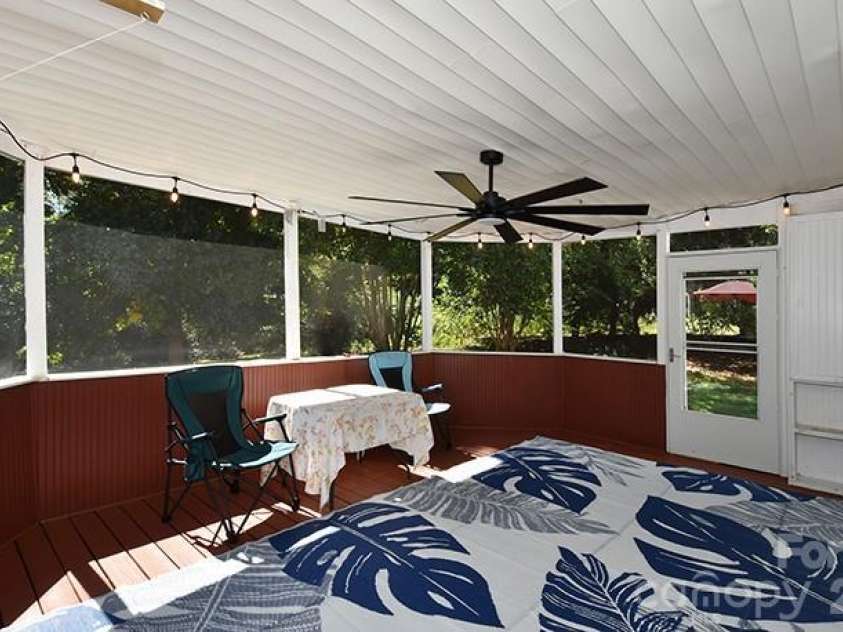 235 Crystal Circle, Mooresville, NC 28117.  MLS# CAR4424353, YatesRealty ID 50744. 