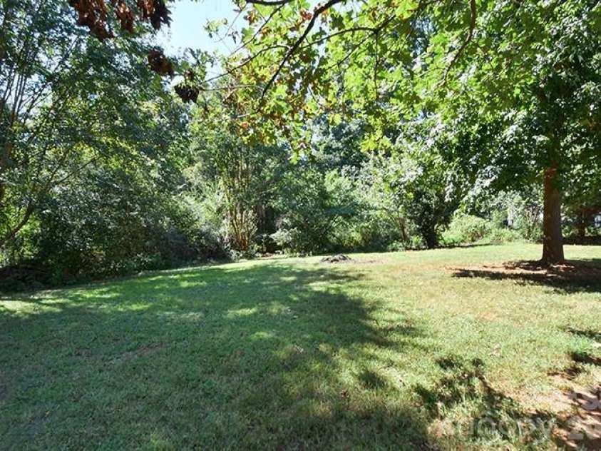 235 Crystal Circle, Mooresville, NC 28117.  MLS# CAR4424353, YatesRealty ID 50744. 