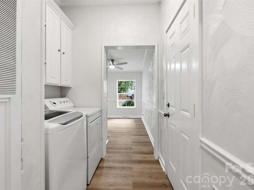 1000 Olde Creek Trail, Concord, NC 28025.  MLS# CAR4422617, YatesRealty ID 50747. 