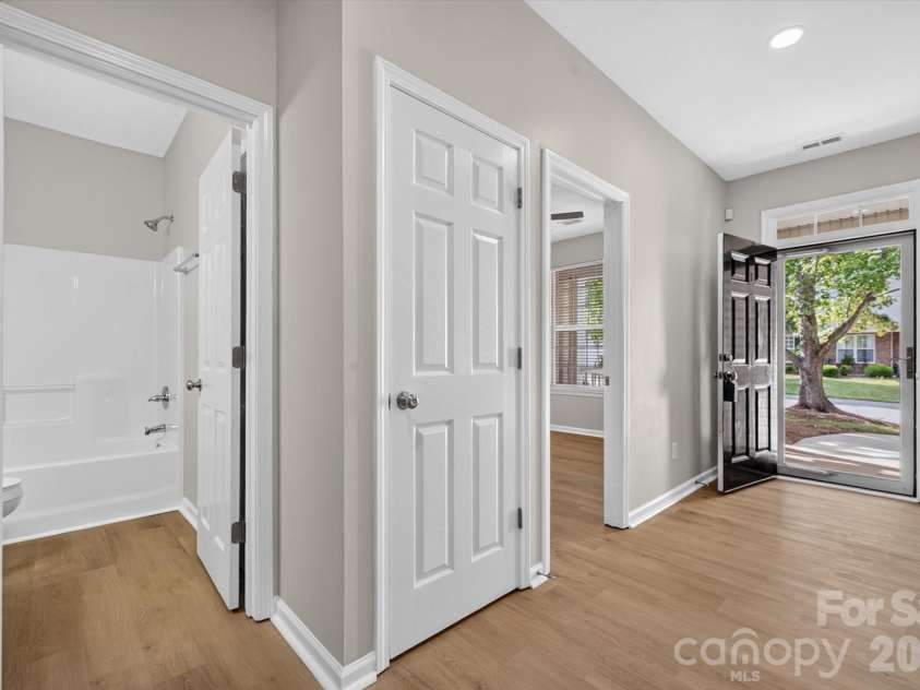 4641 Willow Glen Road, Harrisburg, NC 28075.  MLS# CAR4422313, YatesRealty ID 50749. 