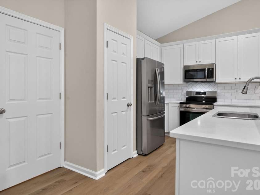 4641 Willow Glen Road, Harrisburg, NC 28075.  MLS# CAR4422313, YatesRealty ID 50749. 