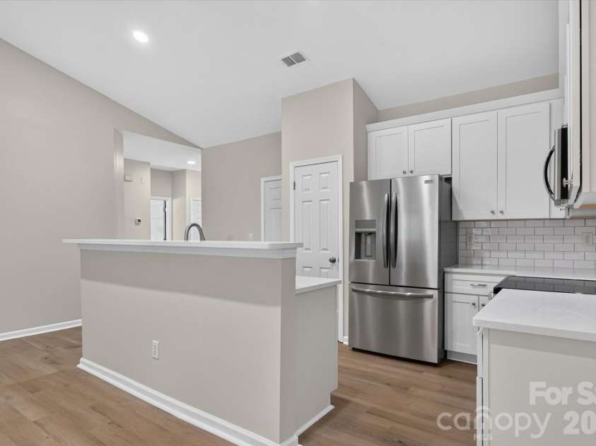 4641 Willow Glen Road, Harrisburg, NC 28075.  MLS# CAR4422313, YatesRealty ID 50749. 
