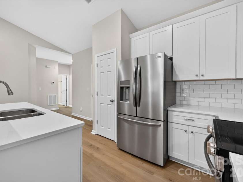 4641 Willow Glen Road, Harrisburg, NC 28075.  MLS# CAR4422313, YatesRealty ID 50749. 