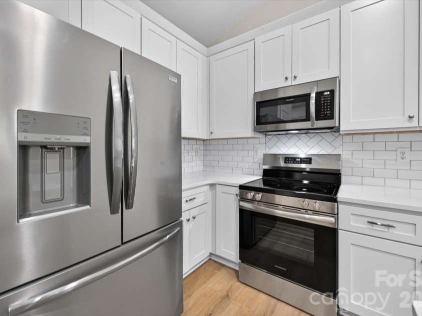 4641 Willow Glen Road, Harrisburg, NC 28075.  MLS# CAR4422313, YatesRealty ID 50749. 