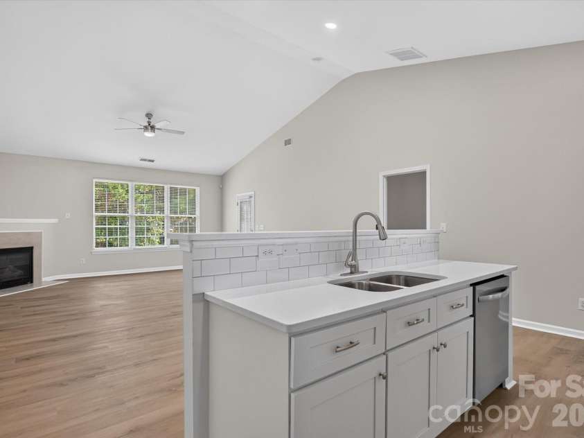 4641 Willow Glen Road, Harrisburg, NC 28075.  MLS# CAR4422313, YatesRealty ID 50749. 