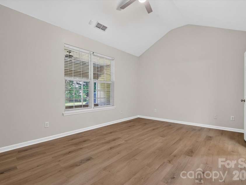 4641 Willow Glen Road, Harrisburg, NC 28075.  MLS# CAR4422313, YatesRealty ID 50749. 
