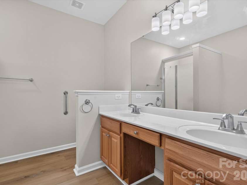 4641 Willow Glen Road, Harrisburg, NC 28075.  MLS# CAR4422313, YatesRealty ID 50749. 