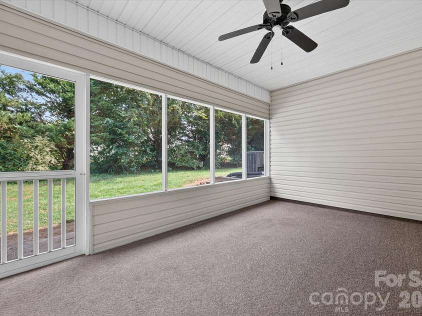 4641 Willow Glen Road, Harrisburg, NC 28075.  MLS# CAR4422313, YatesRealty ID 50749. 