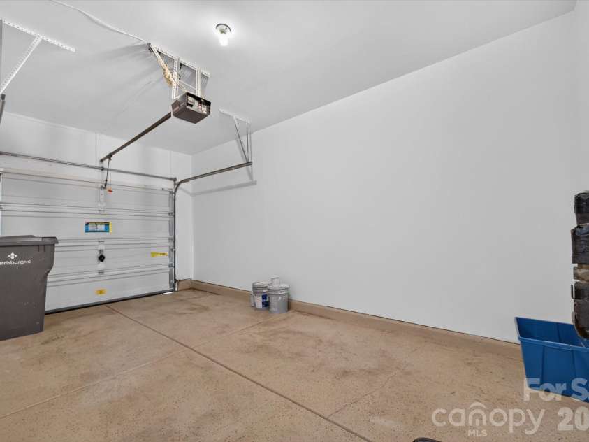 4641 Willow Glen Road, Harrisburg, NC 28075.  MLS# CAR4422313, YatesRealty ID 50749. 