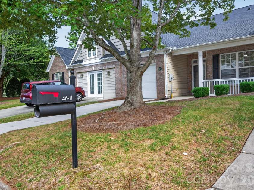 4641 Willow Glen Road, Harrisburg, NC 28075.  MLS# CAR4422313, YatesRealty ID 50749. 