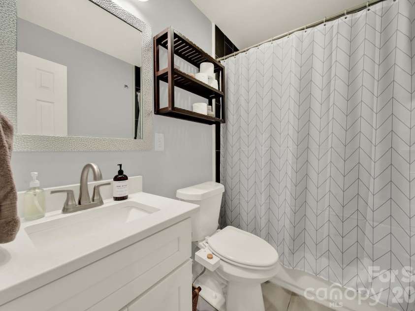 7439 Watercrest Road, Charlotte, NC 28210.  MLS# CAR4415617, YatesRealty ID 50750. 