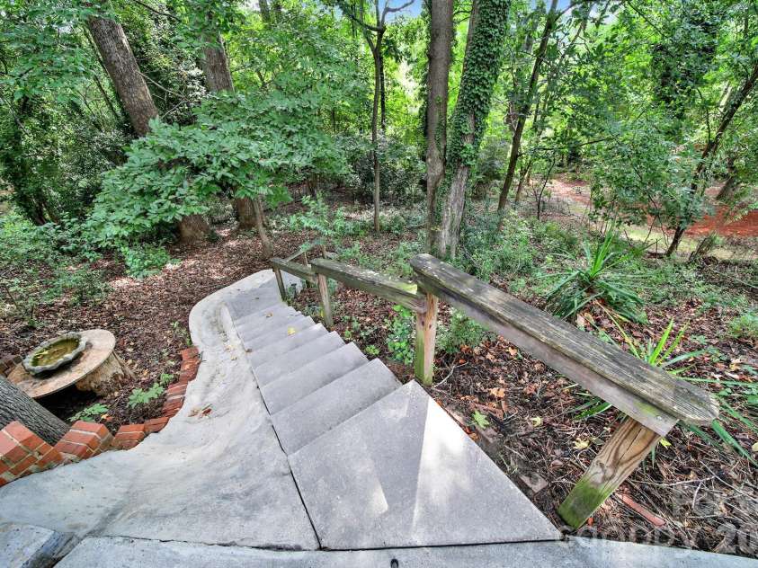 7439 Watercrest Road, Charlotte, NC 28210.  MLS# CAR4415617, YatesRealty ID 50750. 