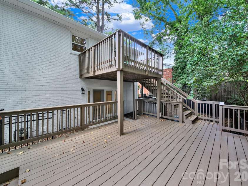 7439 Watercrest Road, Charlotte, NC 28210.  MLS# CAR4415617, YatesRealty ID 50750. 
