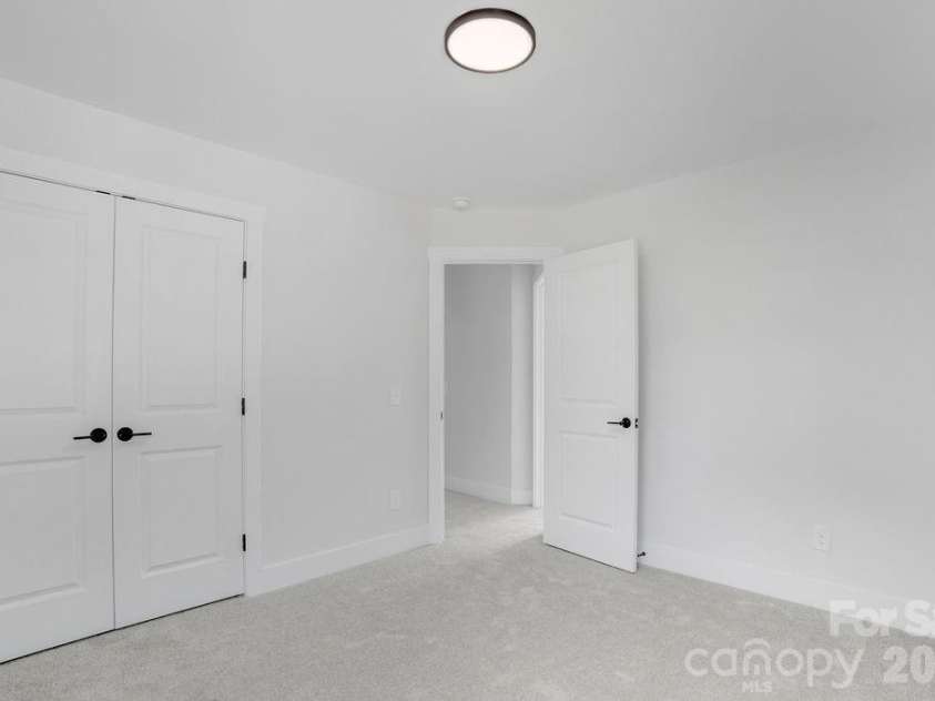 1402 Modena Street, Gastonia, NC 28054.  MLS# CAR4424394, YatesRealty ID 50751. 