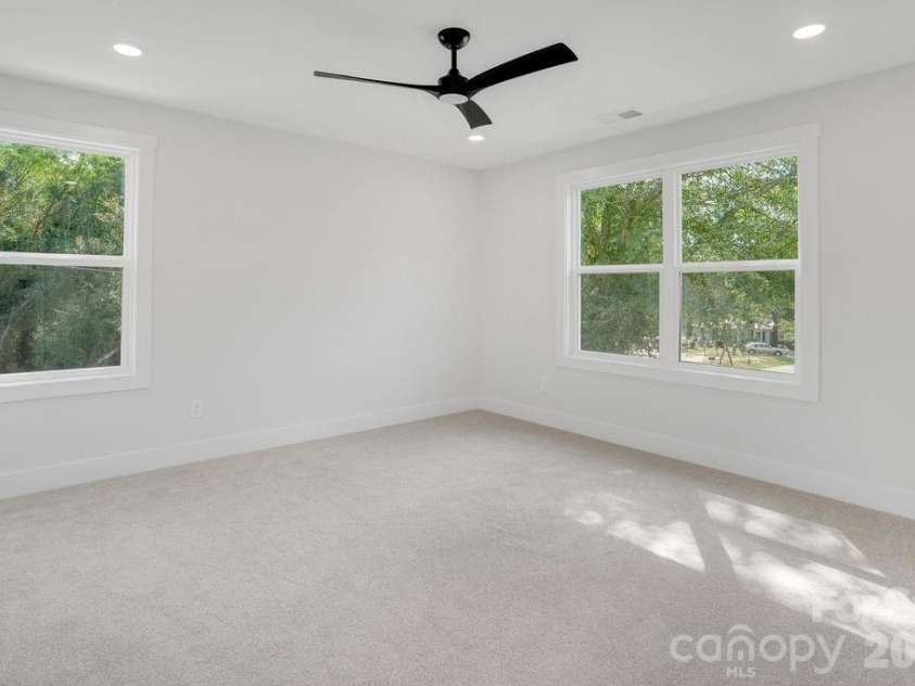1402 Modena Street, Gastonia, NC 28054.  MLS# CAR4424394, YatesRealty ID 50751. 