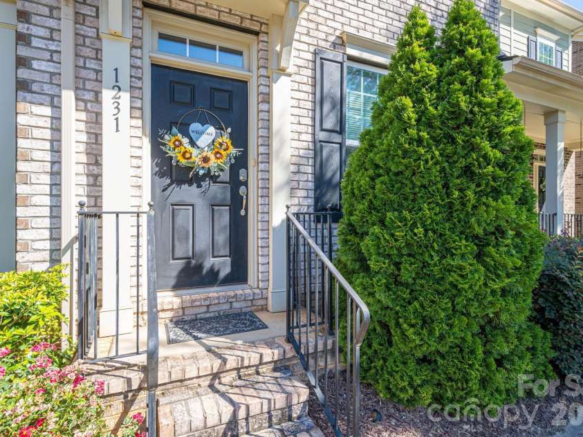 1231 Assembly Street, Belmont, NC 28012.  MLS# CAR4424275, YatesRealty ID 50753. 1231 Assembly St