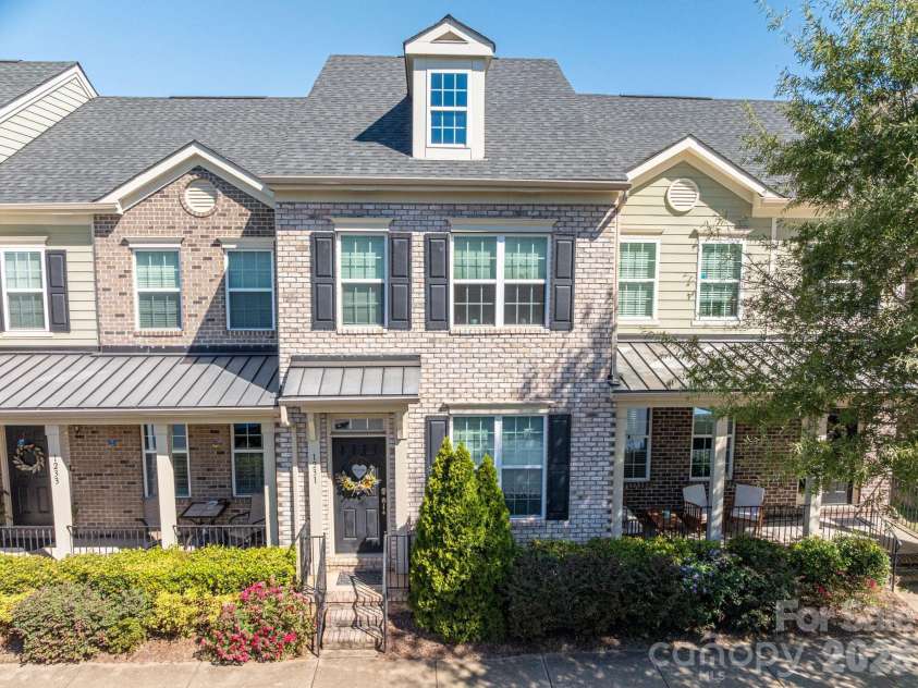 1231 Assembly Street, Belmont, NC 28012.  MLS# CAR4424275, YatesRealty ID 50753. 