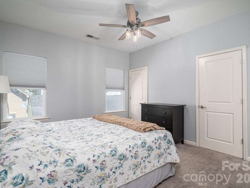 1231 Assembly Street, Belmont, NC 28012.  MLS# CAR4424275, YatesRealty ID 50753. 