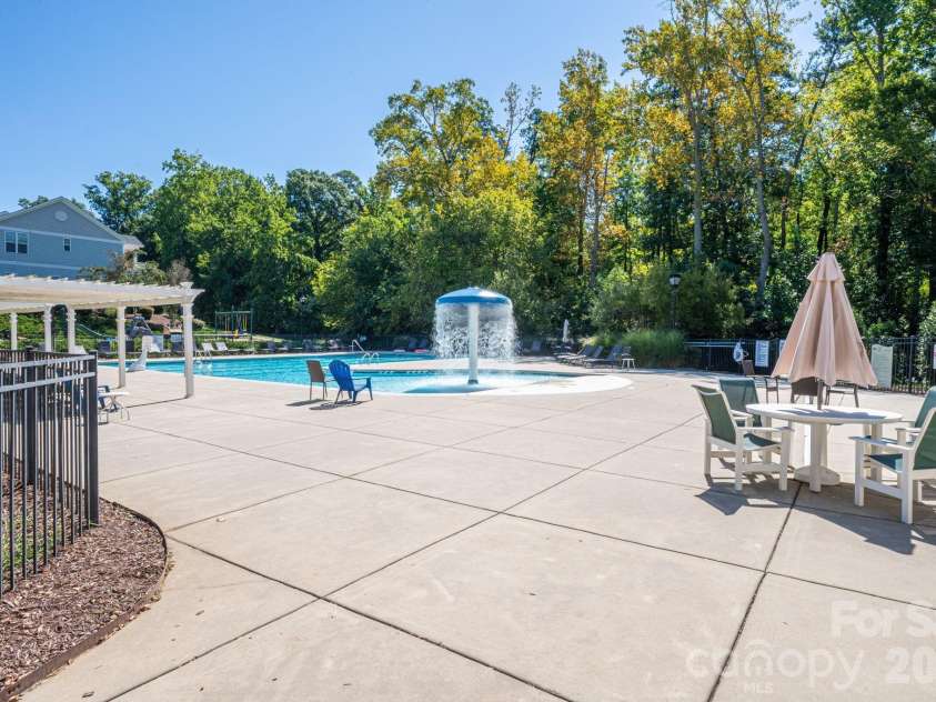 1231 Assembly Street, Belmont, NC 28012.  MLS# CAR4424275, YatesRealty ID 50753. 