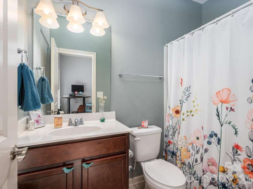 1231 Assembly Street, Belmont, NC 28012.  MLS# CAR4424275, YatesRealty ID 50753. Primary bathroom 2