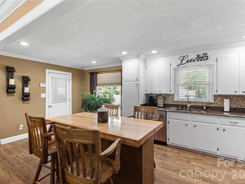2019 Green Peach Road, Lancaster, SC 29720.  MLS# CAR4417170, YatesRealty ID 50754. 