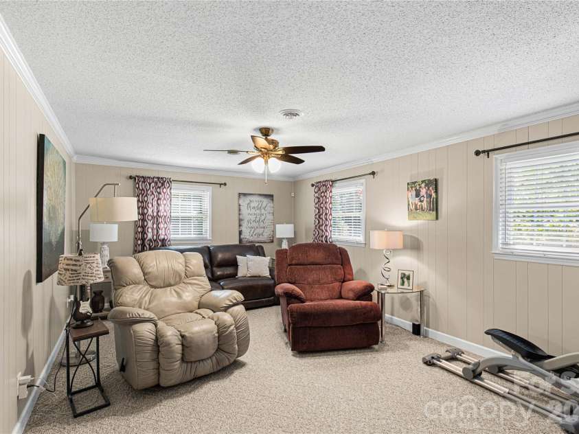 2019 Green Peach Road, Lancaster, SC 29720.  MLS# CAR4417170, YatesRealty ID 50754. 