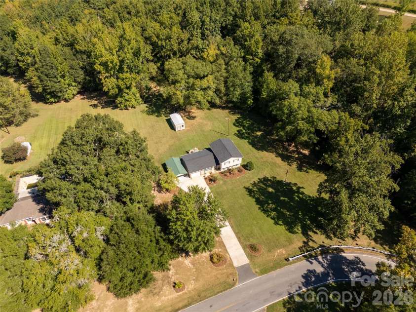 2019 Green Peach Road, Lancaster, SC 29720.  MLS# CAR4417170, YatesRealty ID 50754. 