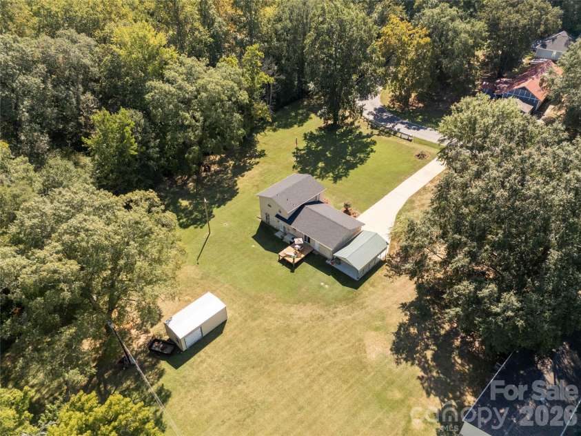 2019 Green Peach Road, Lancaster, SC 29720.  MLS# CAR4417170, YatesRealty ID 50754. 