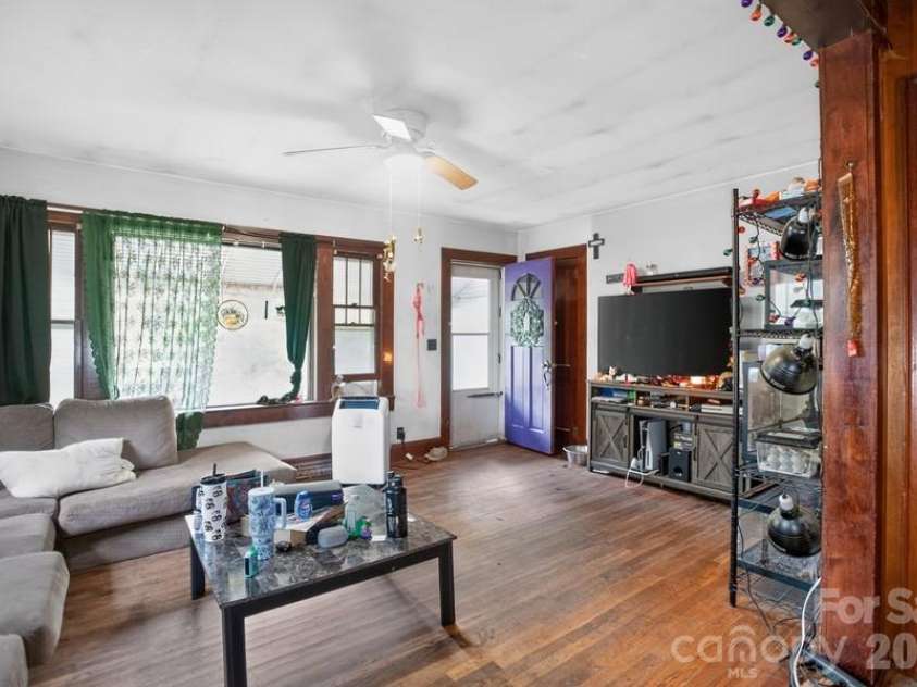 70 Pitman Road, Bakersville, NC 28705.  MLS# CAR4424167, YatesRealty ID 50755. 